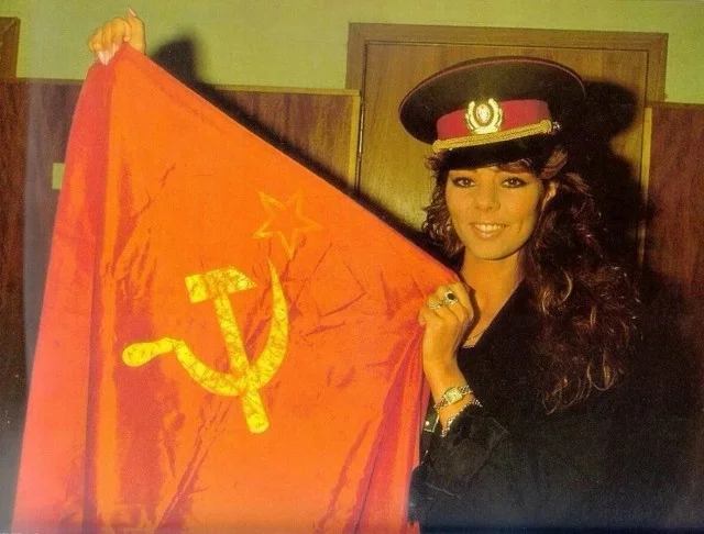 Кто такая? Узнали?