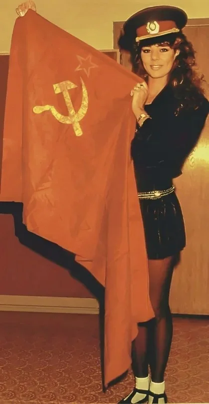 Кто такая? Узнали?