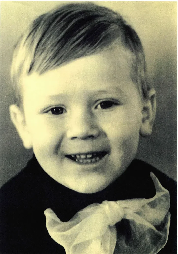 Актер Андрей Краско