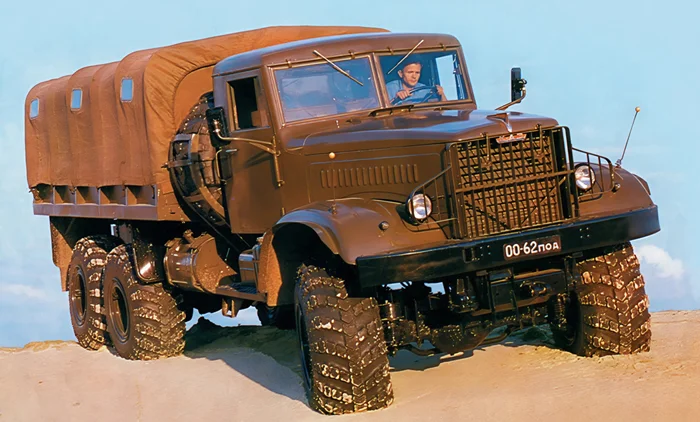 КрАЗ-255: грузовик, который сожрёт любую горючку