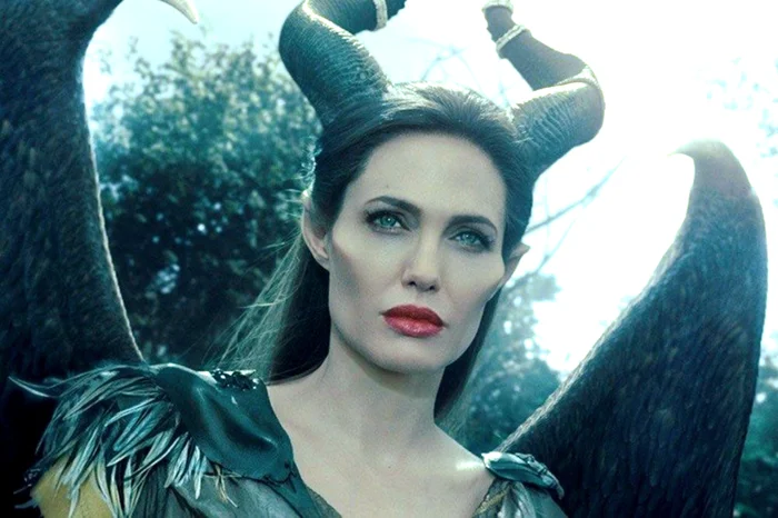 Какие крылья нужны человеку, чтобы взлететь? Разбираем законы физики