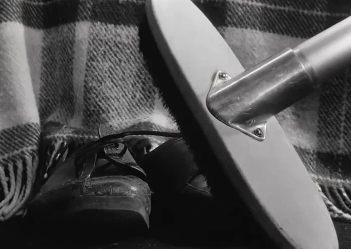 Что пошло не так? 17 несостыковок в культовой комедии