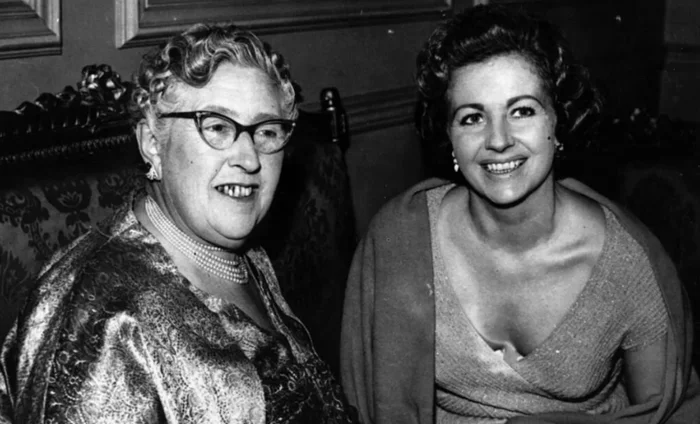 Закулисье «Пуаро»: уникальные съемочные кадры и 14 интересных фактов