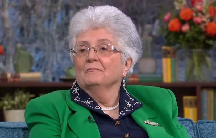 После 40 лет в церкви британка стала эскортницей и закрыла кредит