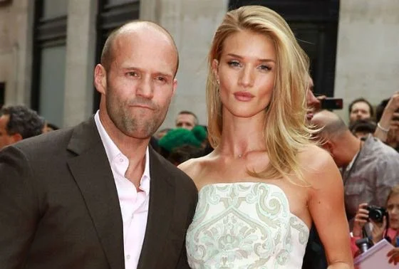 Супруга Джейсона Стэтхэма не боится смелых образов