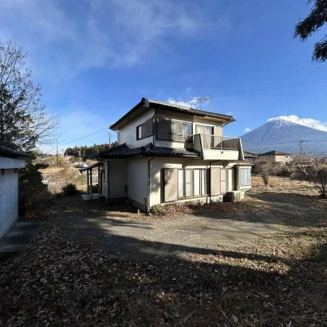 В Японии продают дом с видом на Фудзи по цене саратовской однушки