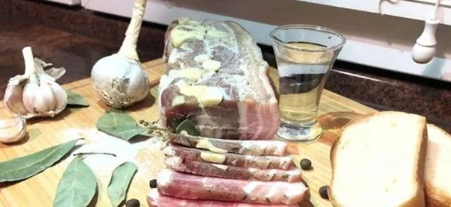 ТОП-5 способов засолки сала для настоящих гурманов