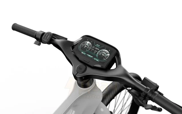 Новый электробайк от Mercedes: встречайте AMG F1 City Edition 750