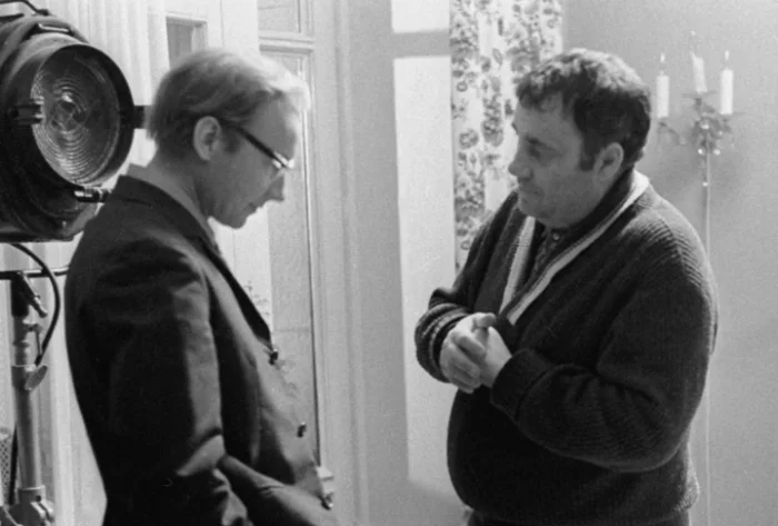 «Служебный роман» без ретуши: 12 ляпов, которых вы не замечали