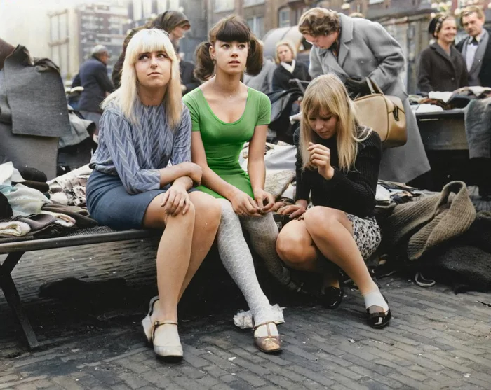 Европа в красках прошлого: уникальные ретро-кадры XX столетия