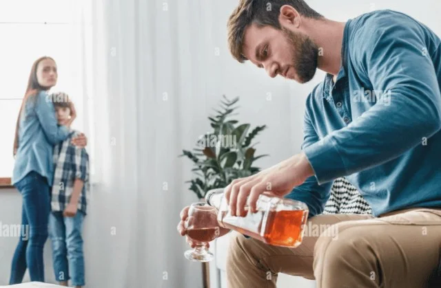 Почему жена избегает секса и как с этим быть