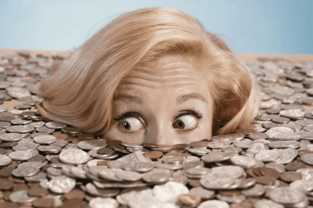 «Женщина не оценит, если её вытащить из бедности» – спорное, но меткое наблюдение