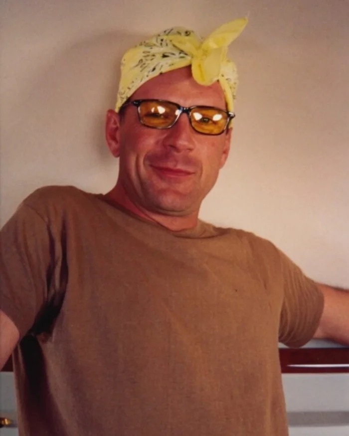 Редкие архивные снимки Брюса Уиллиса