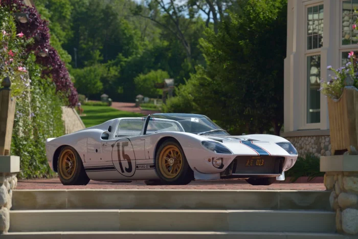 Единственный родстер, участвовавший в марафоне 24 часа Ле-Мана хотят продать за круглую сумму