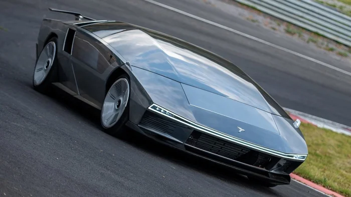 Династия Джуджаро вдохнула новую жизнь в легендарный концепт Maserati 70-х