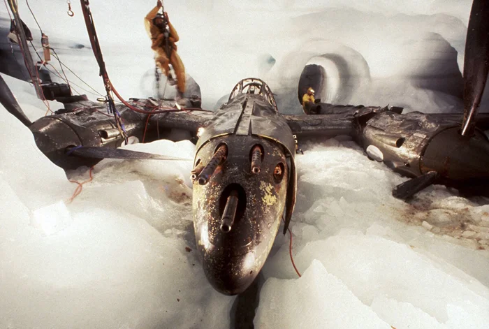 75 метров подо льдом: как нашли и подняли «потерянную эскадрилью»