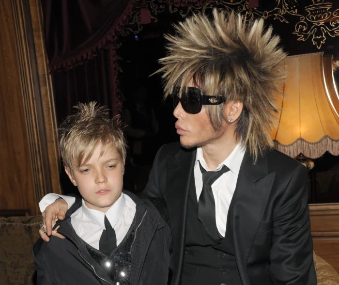 Сергей Зверев-младший подаёт иск к отцу, обвиняя в испорченном детстве