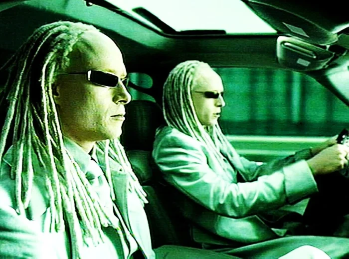 Кто такие Близнецы из «Матрицы»? Трагическая история загадочных братьев