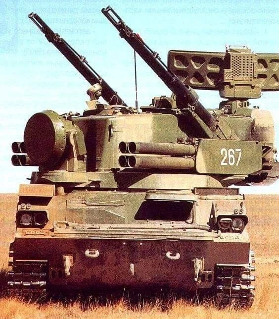 Зенитный ракетно-пушечный комплекс 2К22 "Тунгуска"