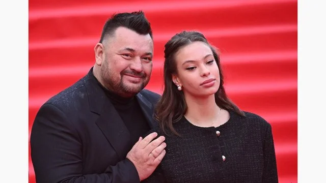 Сеть обсуждает, как изменилась повзрослевшая дочь Сергея Жукова