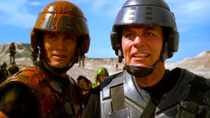 «Звёздный десант»: что скрывает культовый фильм и почему он не такой, каким кажется