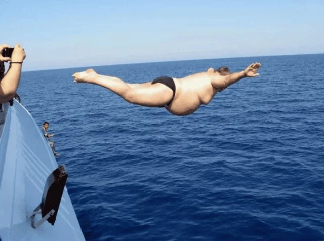 На какой высоте вода перестаёт быть мягкой и становится как бетон?