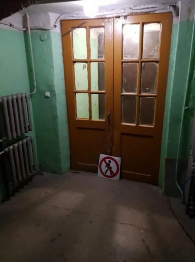 Необычные происшествия в подъездах России