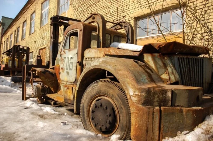 130 лет истории, оставленных в пыли: путешествие по заброшенному «Серп и Молот»