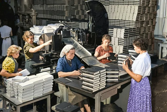 Москва 60-х в цвете: 20 ярких кадров советской эпохи