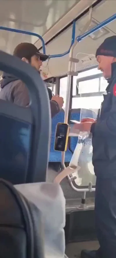 “Выйди со мной один на один”: приезжий ответил кондуктору вызовом вместо оплаты