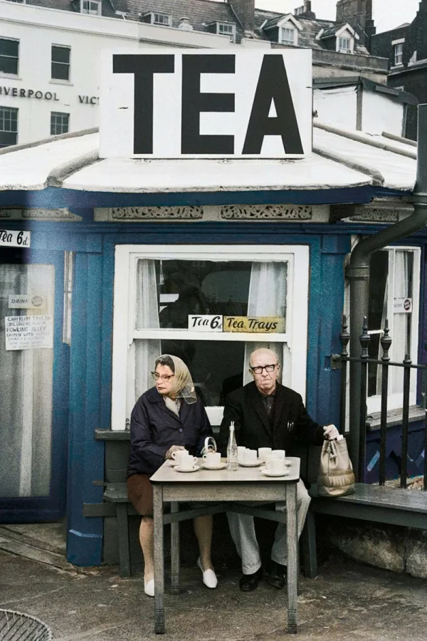 20 редких цветных фото, раскрывающих повседневную жизнь Британии XX века