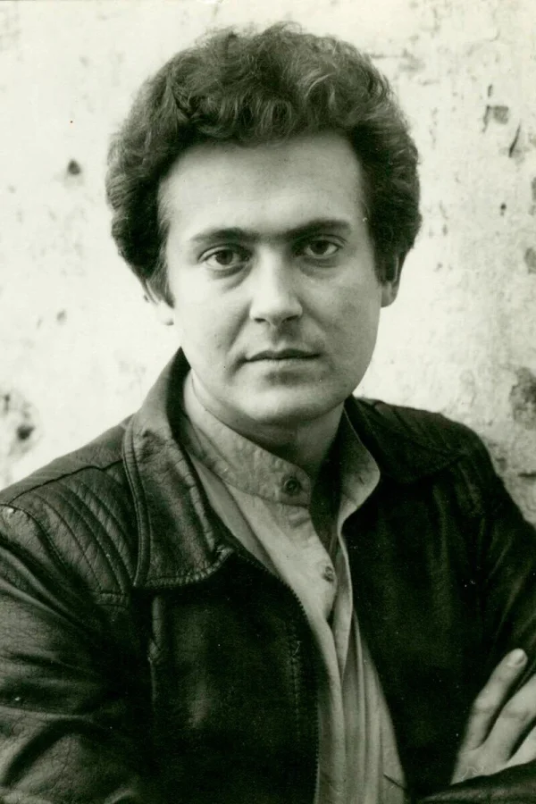 Юрий Стоянов