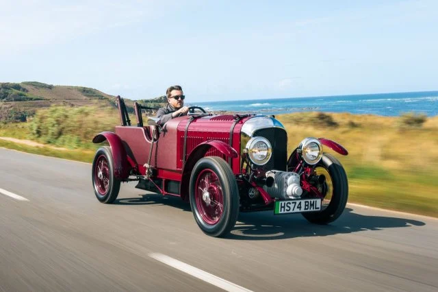 Bentley представили электроверсию классики — винтажный Blower Junior