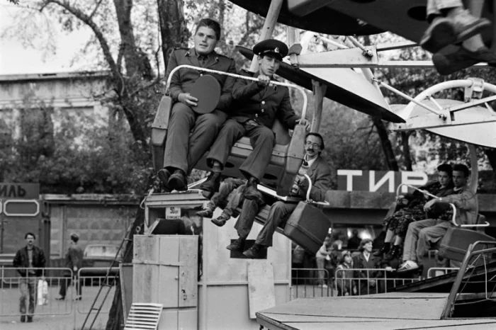 Живые кадры из 90-х: как это было на самом деле