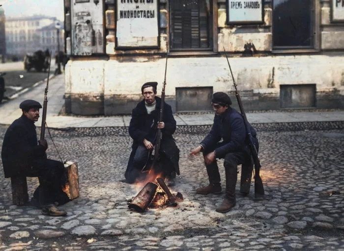 История в цвете: 20 редких раскрашенных фото Революции и Гражданской войны