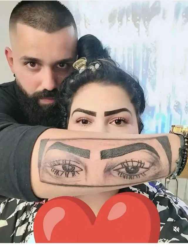 15 татуировок, которые одновременно поражают и ставят в тупик