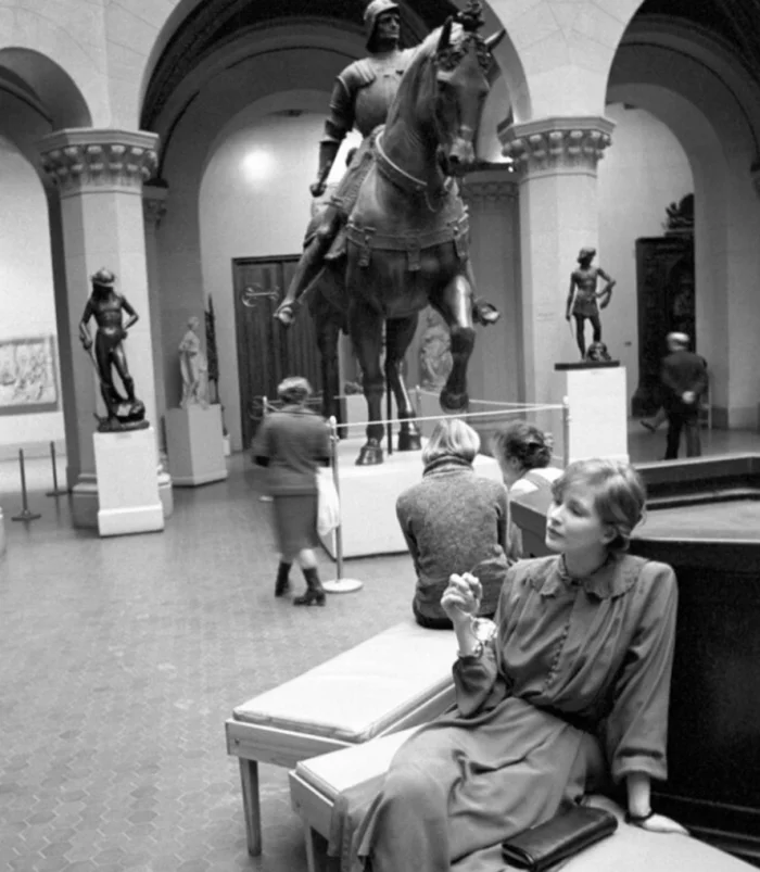 Редкие и неожиданные кадры известных личностей