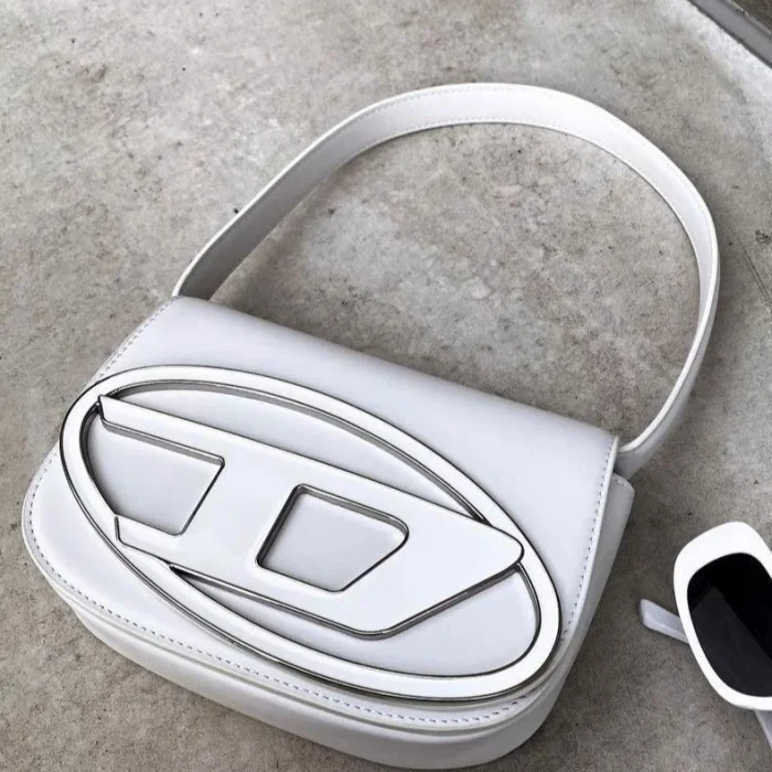 Как выбрать сумку Diesel