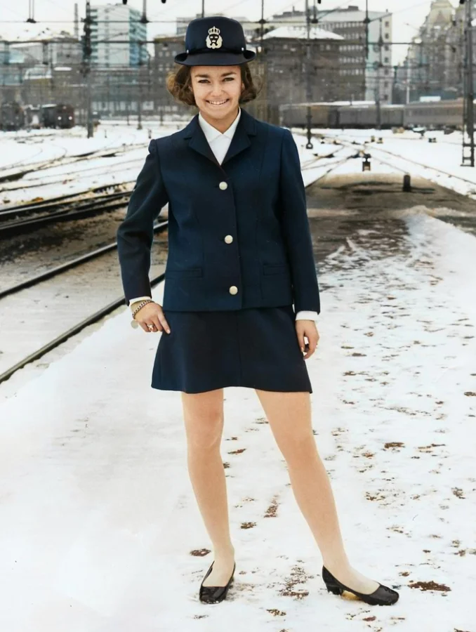 Фрагменты прошлого: 20 редких цветных фото Европы XX века