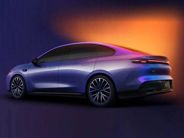 В Китае вышел электрокар Leapmotor B01 — дешевле новой Lada Iskra