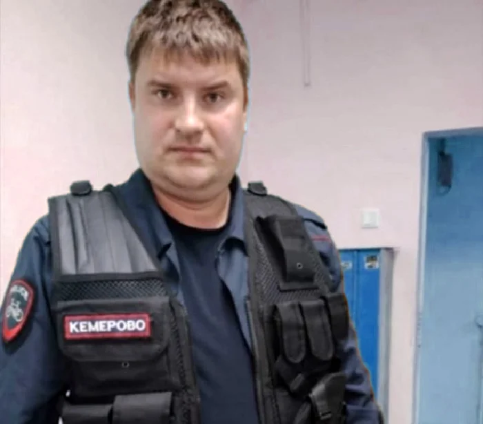 В Кемерово автослесарь в форме полицейского ловил самокатчиков на дороге