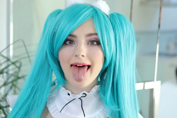 10 самых популярных порноактрис в жанре косплей