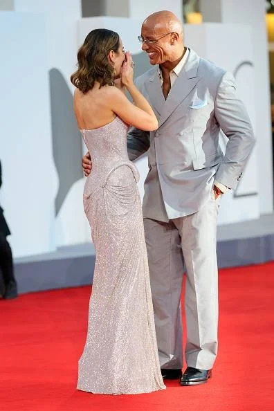 Неожиданные изменения во внешности Дуэйна Джонсона: «Скала» сдулся