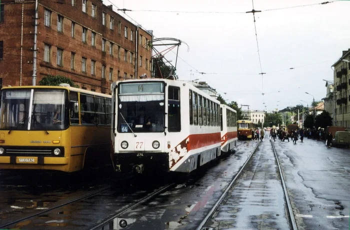 Редкие и любопытные кадры из 1990-х