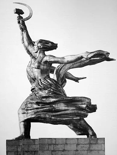 «Рабочий и колхозница»: тайны создания знаменитого монумента