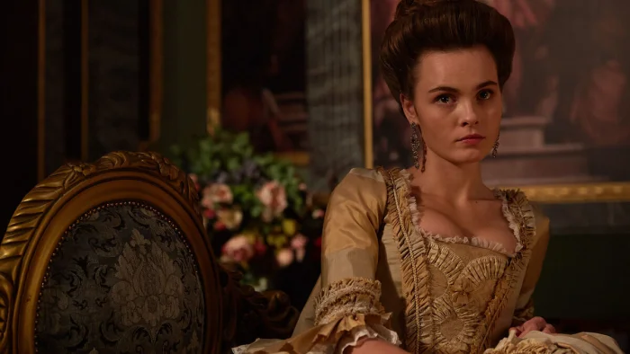 Ручная девица