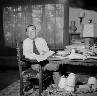 Эрих Мария Ремарк: писатель-изгнанник и личный враг Геббельса