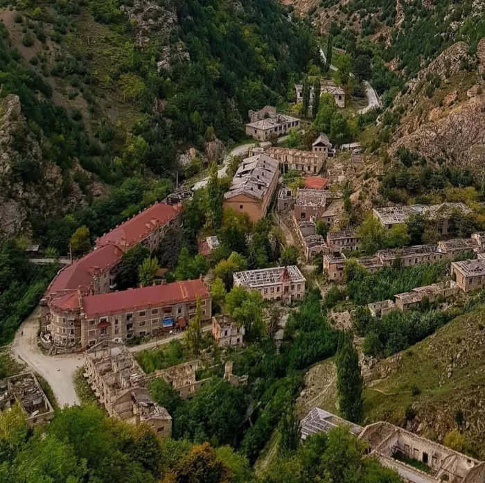 🏔 Садон: шахтерский поселок, который не сдался и не стал призраком