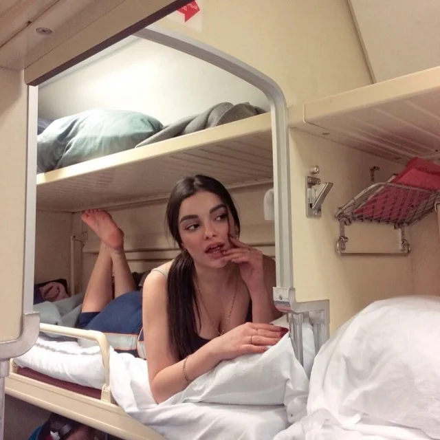 Красотки: Попутчицы и проводницы