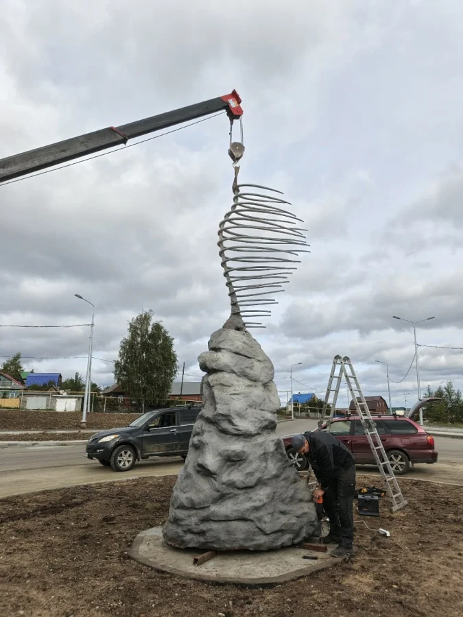 Памятник ветру в Качканаре: арт или фейл?